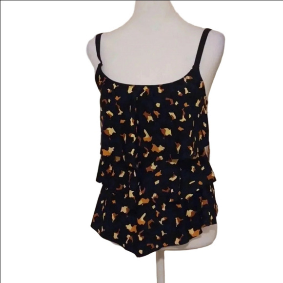 🌺New swimsuit top. - Picture 4 of 12